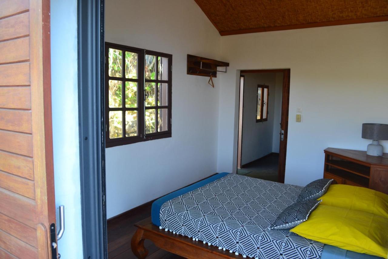 Villa Atypique Le Chat Perche De Grand Anse Petite Île エクステリア 写真